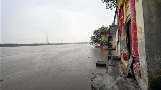 Northern India Floods Worsen as Rains Trigger Red Alert