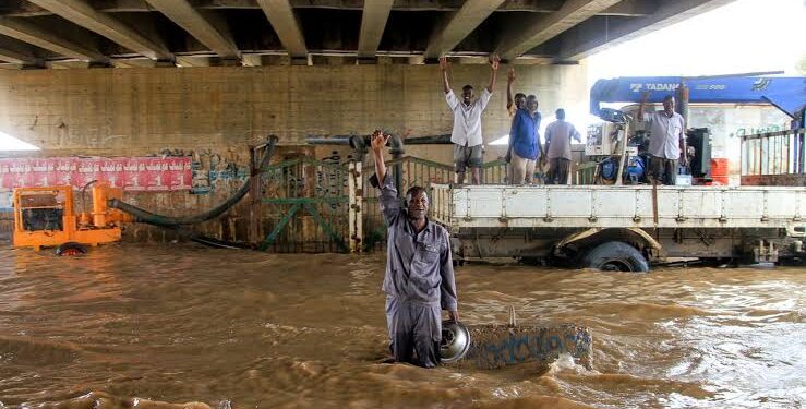 Over 1,000 Die as Landslide Completely Levels Tarasin Village