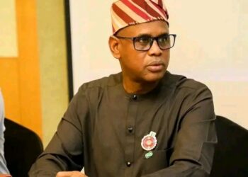 FG Orders Night Construction On Abuja-Keffi Road