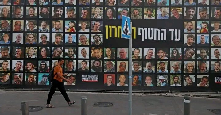 Hamas Begins Handing Over Israeli Hostages