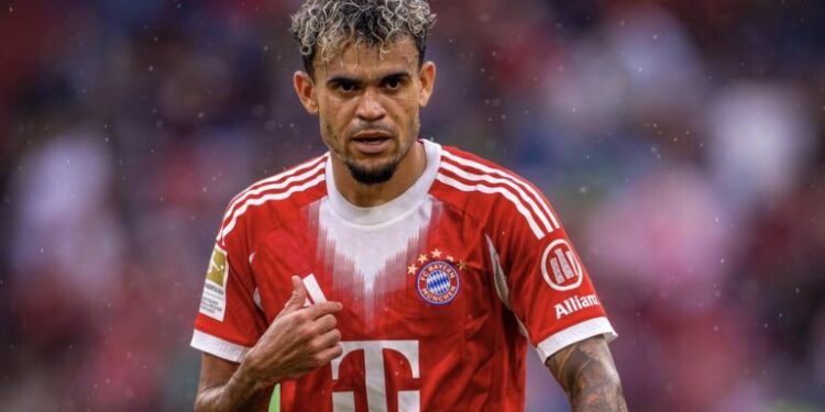 UEFA Bans Bayern’s Díaz for Three Champions League Games After Hakimi Tackle