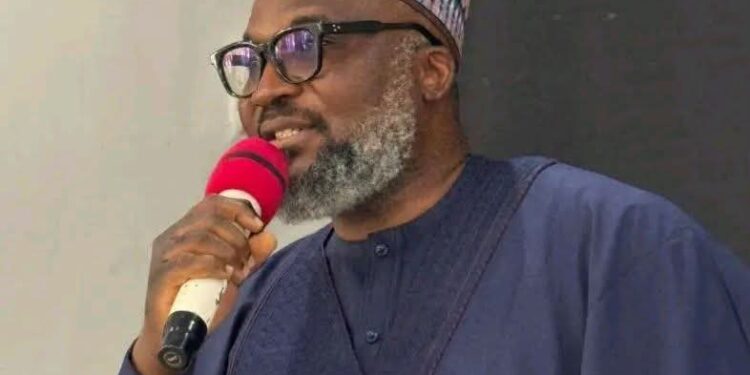 Nathaniel Akwashiki Donates ₦1m To Karu ECDA For Multi-Purpose Hall Project