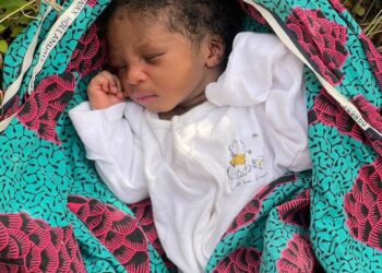 Tears, Shock as Residents Rescue Abandoned Newborn in Wamba