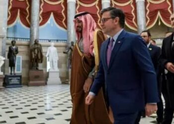 Pakistan, China Ink $5bn Deal for 8 Advanced Submarines