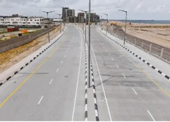 FGN Opens Completed 30km Stretch Of Lagos-Calabar Coastal Highway To Traffic