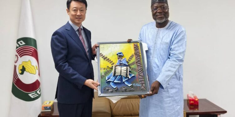 China, ECOWAS Strengthen Ties as Ambassador Yu Meets with President Touray