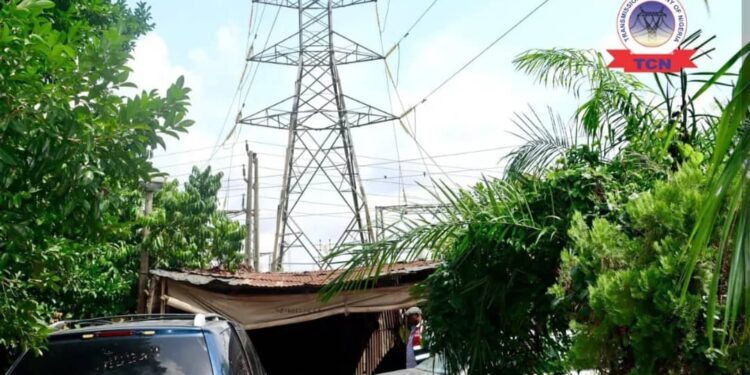 TCN Clears Illegal Structures Along Power Line’s Right-Of-Way In Enugu
