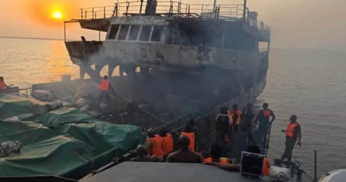 Swift Navy Response Rescues 20 from Burning Vessel in Calabar