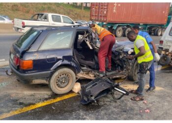 3 Dead, Others Injured As Vehicles Collide On Lagos-Ibadan Expressway