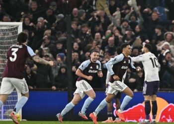 Rogers Stars As Villa Beat Man Utd To Boost Title Bid