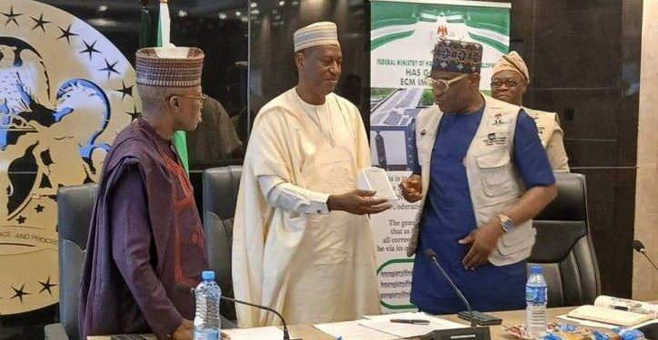 FG Pledges to Prioritise Ongoing Housing Projects