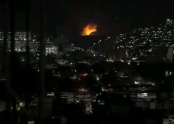 Explosions Rock Caracas as Trump Orders Strikes on Venezuela