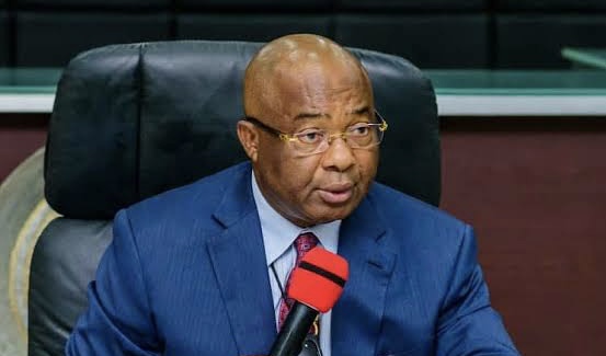 Gov. Uzodimma Donates N600 Million to Injured Servicemen, Fallen Heroes’ Families