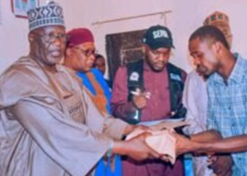 Yobe Donates N20 Million to Victims of Boat Accident