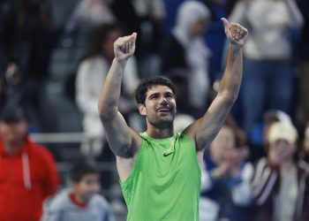 Alcaraz Battles Into Second Round Of Qatar Open