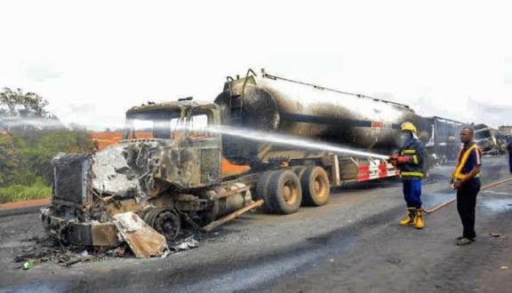 Lagos Government Warns Tanker, Truck Operators Against Speeding