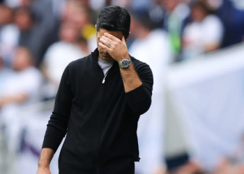 Gunners Crack Under Pressure Again in Costly Wolves Collapse