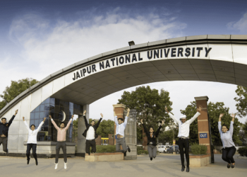 Gov. Idris Releases N714.98 Million For Kebbi Students in Foreign Universities