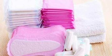 Bauchi Gov’s Wife Distributes 10,000 Sanitary Pads to Schoolgirls