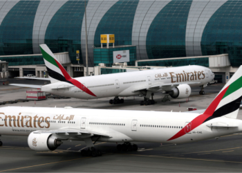 UAE Airlines Resume Limited Flights Amid Airspace Restrictions