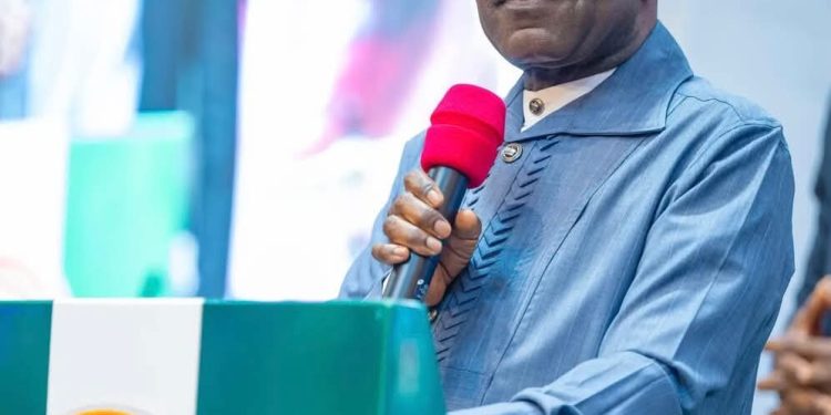 Abia Governor Offers Automatic Employment, Scholarships to Abia Varsity First-class Graduates