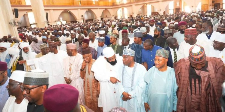 Dignitaries Present at the National Mosque Abuja for the funeral prayer of El-rufai's mother