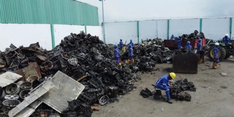 Nigeria Signs $1.3-Billion Deal With AFC to Build Alumina Refinery