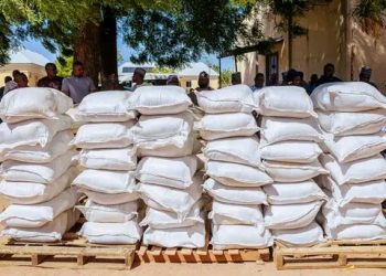 Gov. Kefas Distributes Bags of Rice to the Vulnerables in Taraba