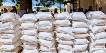 Gov. Kefas Distributes Bags of Rice to the Vulnerables in Taraba
