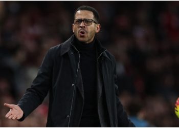 Chelsea Happy to Rotate Goalkeepers, Says Rosenior