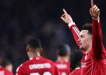 Robertson Rolls Back the Years to Fire Liverpool into FA Cup Quarter-Finals