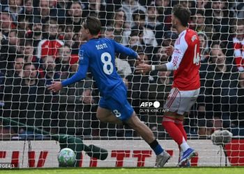 Reactions Trail as City Humiliates Chelsea, Closes Gap on the Gunners