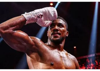 Anthony Joshua Returns to the Ring After Car Crash