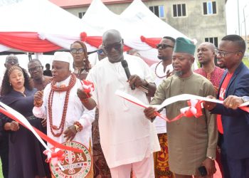 LG Electronics Improves Student Welfare With Solar-Powered Borehole Project In Warri