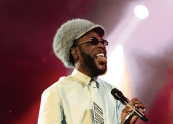 Ogbafia No Dey Carry Last’ — Burna Boy Addresses DJ Tunez Incident