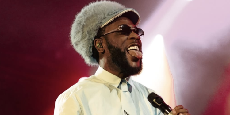 Ogbafia No Dey Carry Last’ — Burna Boy Addresses DJ Tunez Incident