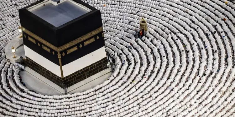 Hajj 2026: Nigerian Pilgrim Dies During Movement Between Arafat, Muzdalifah
