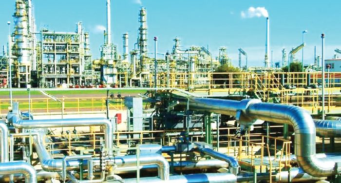 Dangote Refinery Cuts Petrol Gantry Price to N1,250