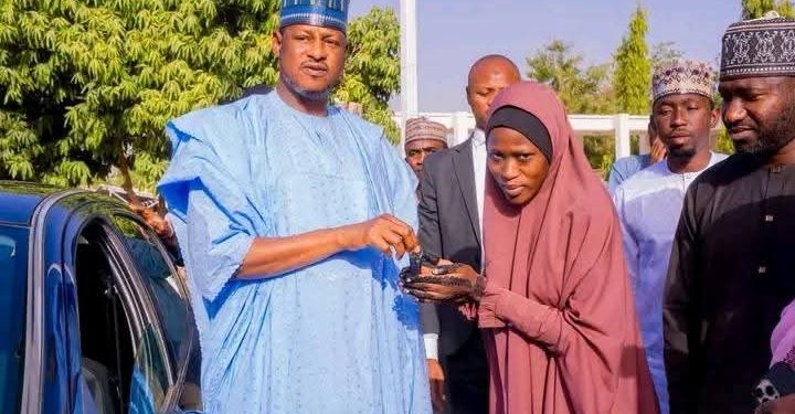 Gov. Radda Gifts New Cars to Katsina’s Best Graduating Students