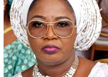 Tinubu’s Daughter Faults Lagos APC Primaries, Threatens Protest
