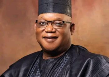 Taraba 2027: Chief Kente Steps Aside from Guber Race