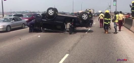 Several Casualties as Vehicles Collide on Third Mainland Bridge