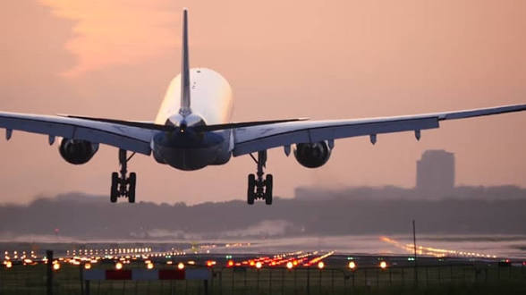 FG Moves To Block Ebola Spread, Considers Flight Ban, Passenger Isolation