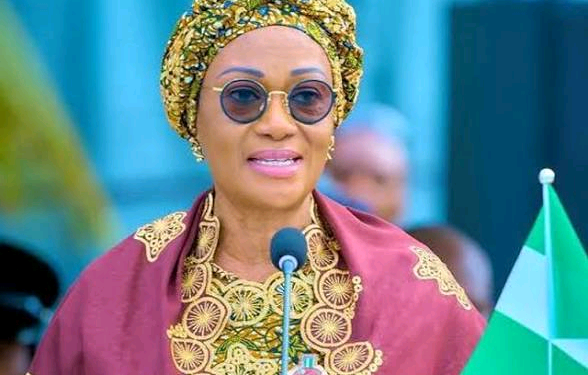 Nigerians React as First Lady Oluremi Tinubu Suggests Small-Scale Businesses