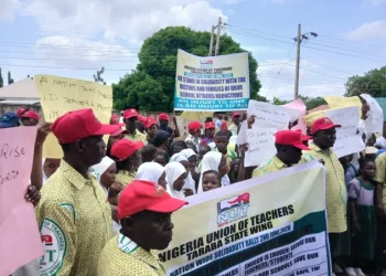 Teachers Protest Nationwide Over Oyo School Abductions