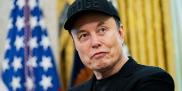 JUST IN: Elon Musk Becomes World’s First Trillionaire