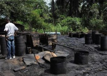 Navy Dismantles Illegal Refining Sites