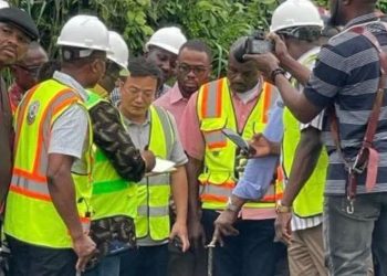 Umahi Orders CBC Global to Suspend Ibadan-Ife-Ilesa Road Reconstruction, Withdraws Palliative Certificate