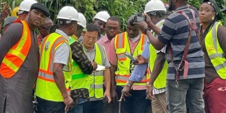 Umahi Orders CBC Global to Suspend Ibadan-Ife-Ilesa Road Reconstruction, Withdraws Palliative Certificate
