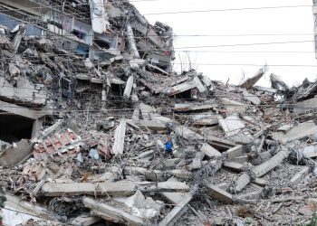 Venezuela’s Earthquakes Death Toll Rises to 920, over 170 Still Trapped